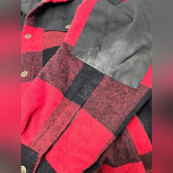FJALLRAVEN CANADA WOOL PADDED JACKET SHACKET RED BLACK BUFFALO PLAID MEN MEDIUM - Picture 8 of 16